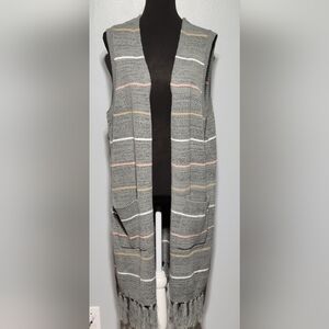 C Est 1946 Elegant Gray Striped Women's Long Fringed Hem Cardigan - Size 18/20